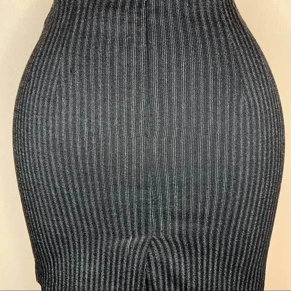 6 Black & White Pinstriped Stretch Pencil Skirt - Picture 4 of 8